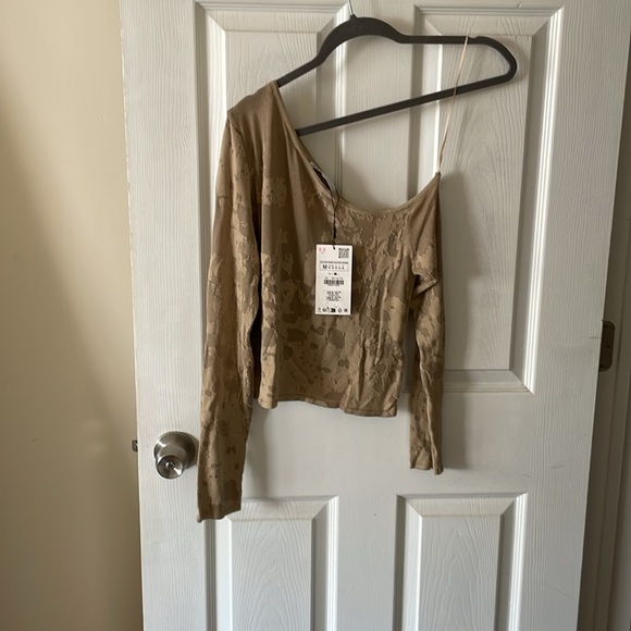 Zara Asymmetrical Knit Top - Picture 7 of 8